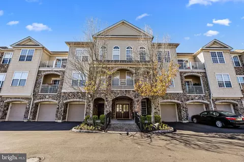 5302 Knox Ct #5302, Warwick, PA 18974
