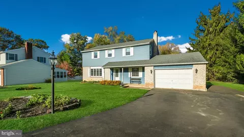 1139 Dayton Dr, Warminster, PA 18974