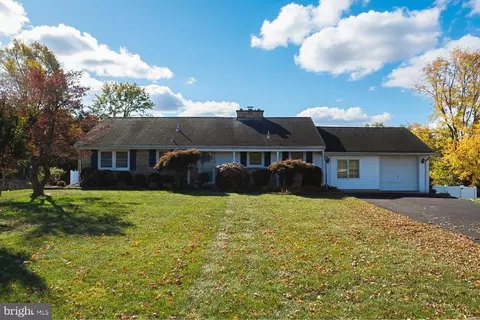 2017 Quarry Rd, Yardley, PA 19067