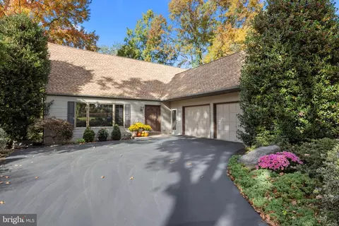 896 Gainsway Rd, Yardley, PA 19067