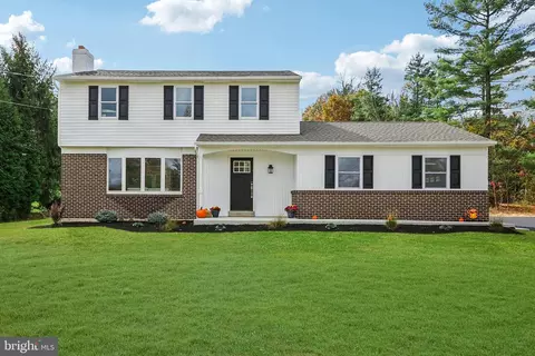 622 Welcome House Rd, Perkasie, PA 18944