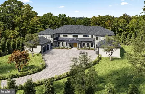5895 Rodgers Rd, Pipersville, PA 18947