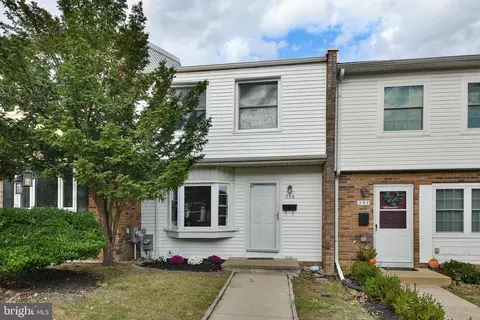 396 Rutgers Ct, Bensalem, PA 19020