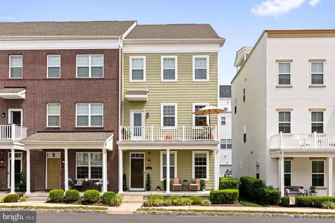129 Prince George St, Bensalem, PA 19020