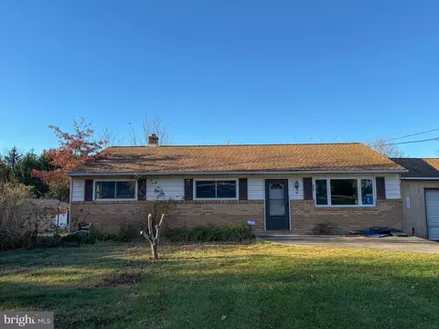 214 Three Mile Run Rd, Sellersville, PA 18960
