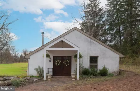 157 Pine Run Rd, Doylestown, PA 18901