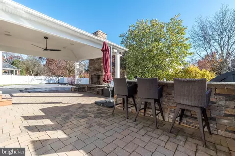 Exterior - 29 Kulp Rd E, Chalfont, PA 18914 photo 6 of 9