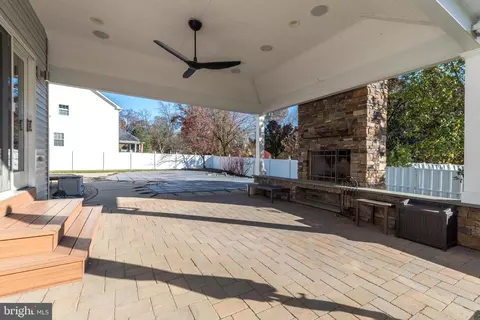 Exterior - 29 Kulp Rd E, Chalfont, PA 18914 photo 5 of 9