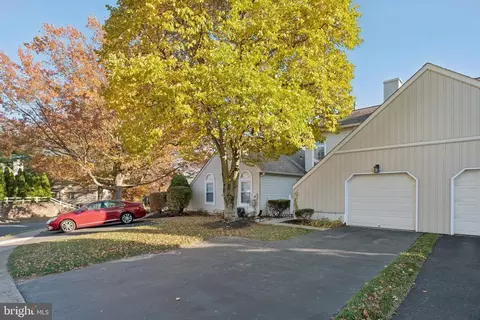 1632 Mcnelis Dr, Southampton, PA 18966