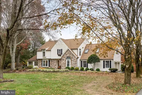 5930 Shetland Dr, Doylestown, PA 18902