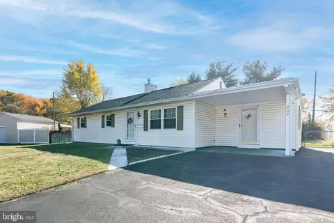 202 Brentwood Rd, Fairless Hills, PA 19030