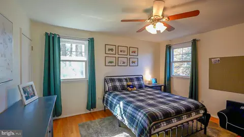 Bedroom - 1237 University Dr, Yardley, PA 19067 photo 4 of 4