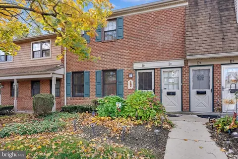 1155 York Rd #D8, Warminster, PA 18974