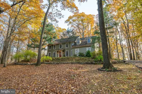 6950 Upper York Rd, New Hope, PA 18938