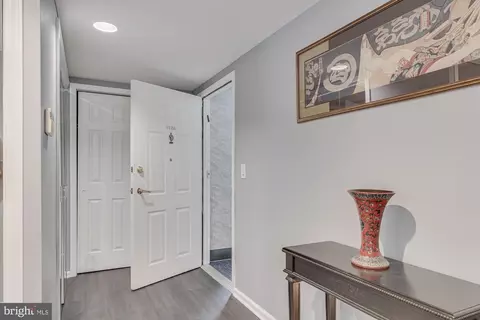 9108 Centennial Sta #910, Warminster, PA 18974