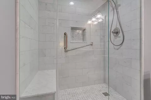 Bath - 9108 Centennial Sta #910, Warminster, PA 18974 photo 2 of 5