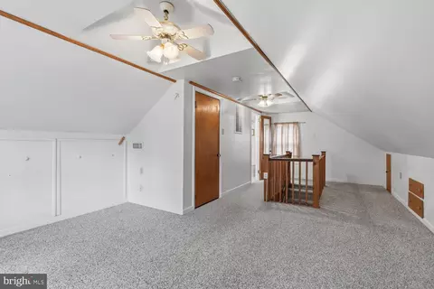 Entry Way - 2133 Maple Ave, Croydon, PA 19021 photo 3 of 5