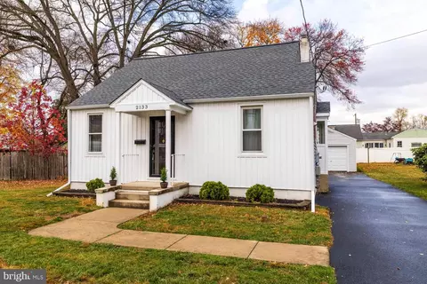 2133 Maple Ave, Croydon, PA 19021