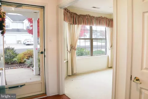Entry Way - 114 Progress Dr, Doylestown, PA 18901 photo 1 of 4
