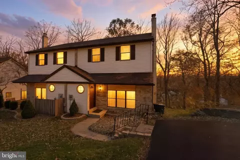 625 Valley Stream Cir, Feasterville Trevose, PA 19053