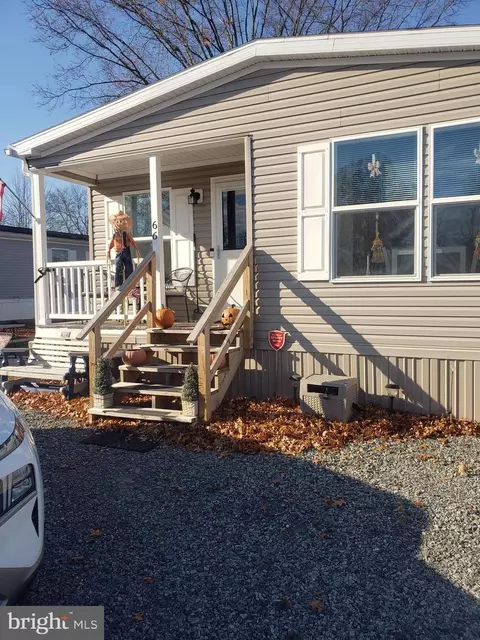 66 Cedar Dr, Quakertown, PA 18951