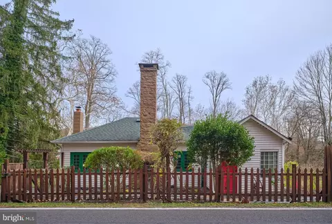 446 River Rd, Pipersville, PA 18947