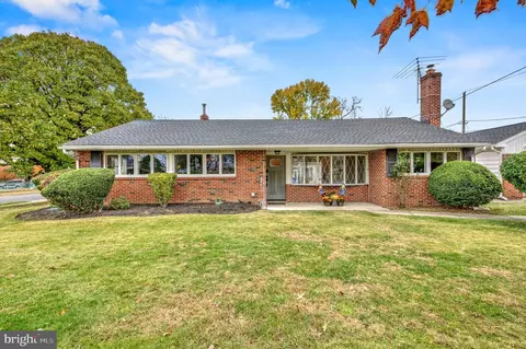 4255 Somerton Rd, Feasterville Trevose, PA 19053