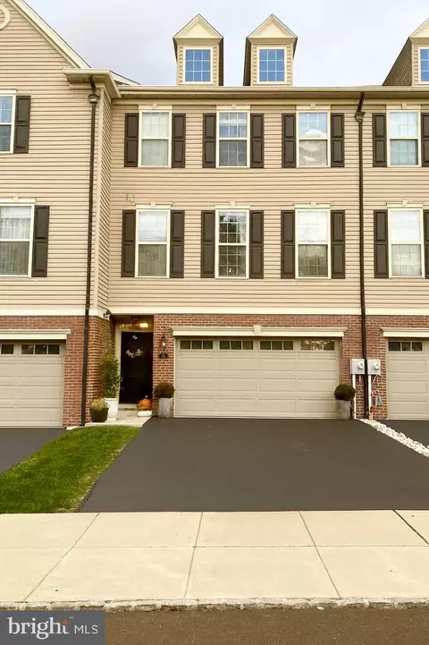 70 Platt Pl, Feasterville Trevose, PA 19053
