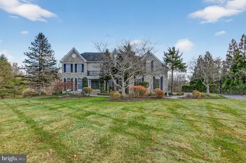 62 Woodside Ln, New Hope, PA 18938