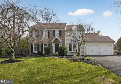 2429 N Daisey Dr, Jamison, PA 18929
