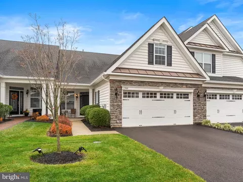 1749 Locust Dr, Yardley, PA 19067