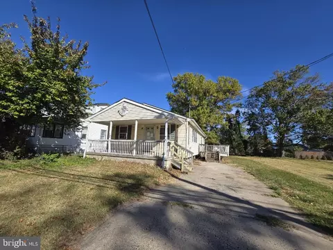 316 Newport Rd, Bristol, PA 19007