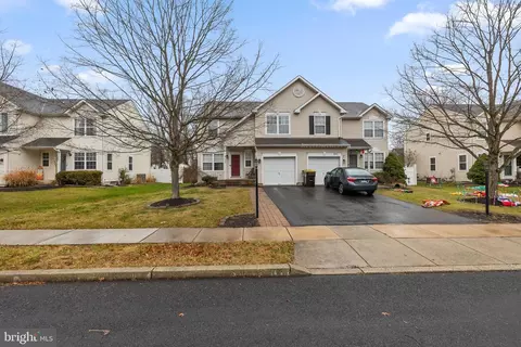 1009 Heather Ln, Quakertown, PA 18951