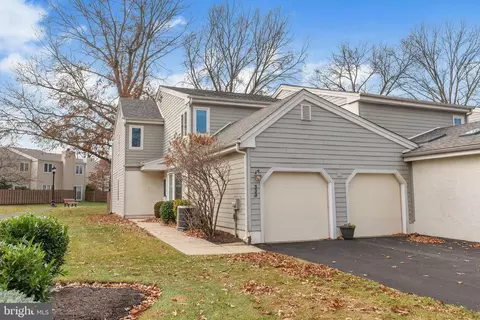 333 Dorset Ct, Doylestown, PA 18901
