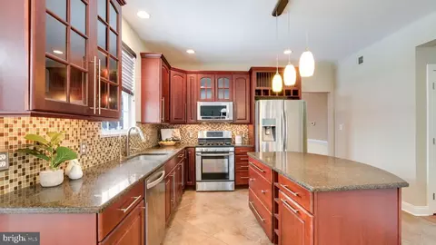 Kitchen - 10 E Bristol Rd, Warminster, PA 18974 photo 3 of 3