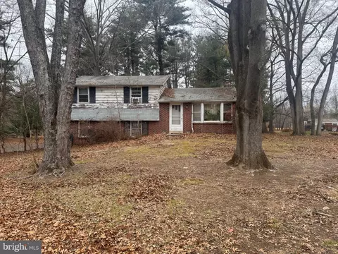 1155 Mount Eyre Rd, Washington Crossing, PA 18977