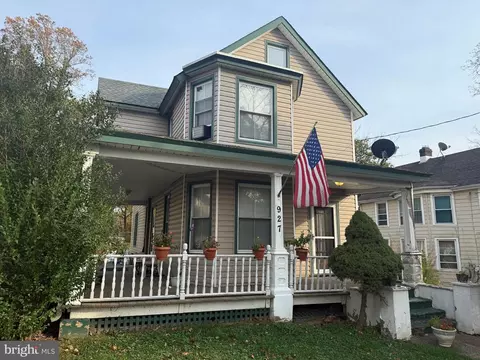 927 Bellevue Ave, Penndel, PA 19047