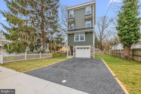 47 E College Ave, Yardley, PA 19067
