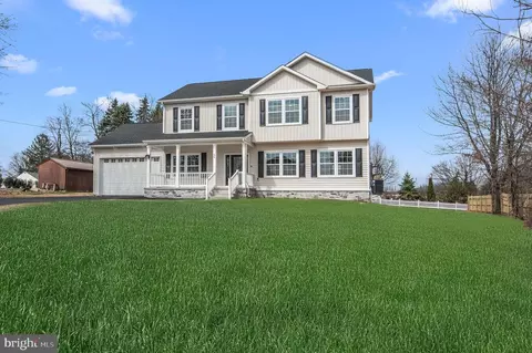 54 German Ave, Newtown, PA 18940