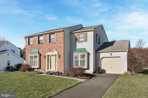 71 Covey Ln, Southampton, PA 18966