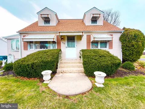 440 Durham, Langhorne, PA 19047