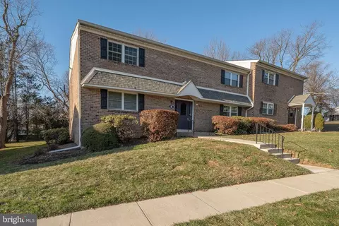203 B Hampton Xing #203B, Southampton, PA 18966