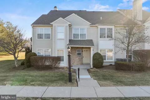 1011 Denby Ct, Quakertown, PA 18951