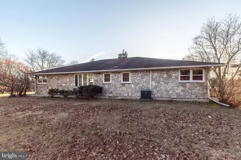 767 Geigel Hill Rd, Ottsville, PA 18942