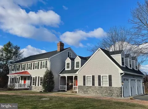 5957 Shetland Dr, Doylestown, PA 18902