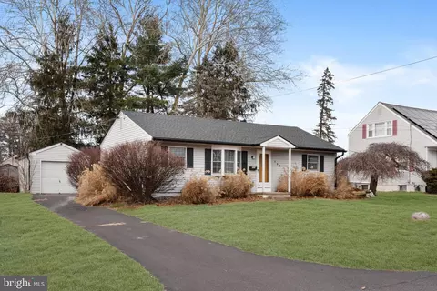 750 Willow St, Southampton, PA 18966