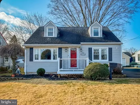 119 Barnsley Ave, Morrisville, PA 19067
