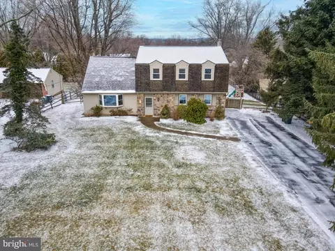 29 Holly Hill Rd, Richboro, PA 18954