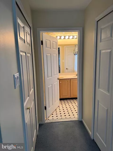 Entry Way - 144 Progress Dr, Doylestown, PA 18901 photo 3 of 6