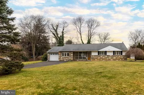 1090 Rozel Ave, Southampton, PA 18966